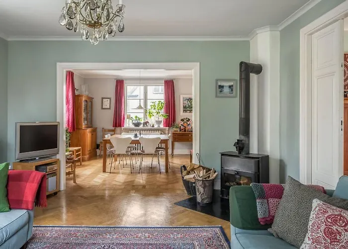 Charming House In Enskede
